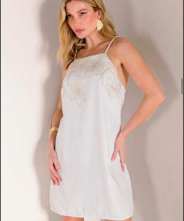 Vestido Curto Dorme